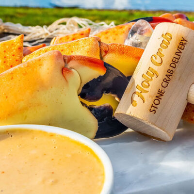 stone-crab-delivery-mustard-sauce